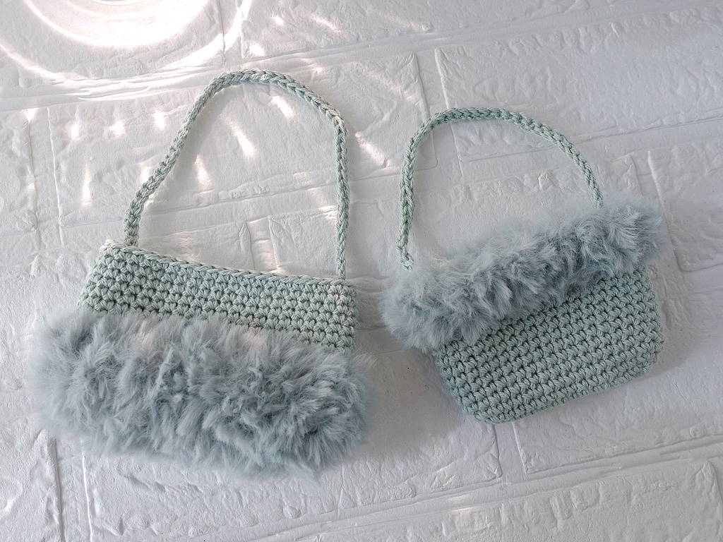 手編みぬいポーチ/2種(ブルー×ファー)