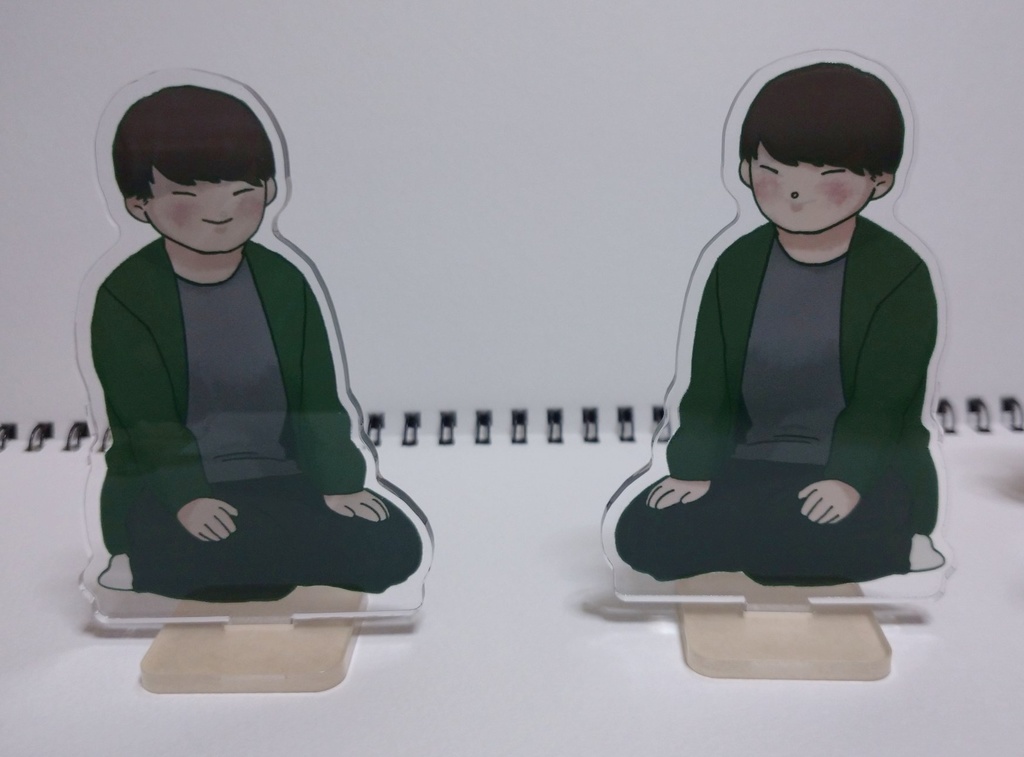 お座り倉田アクリルフィギュア