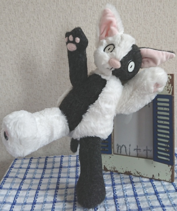 【おうちが決まりました】一点物ちぐはぐねこのぬいぐるみ