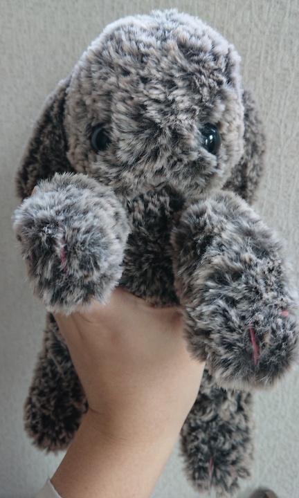 【おうちが決まりました】ふわふわあみぐるみウサギさん