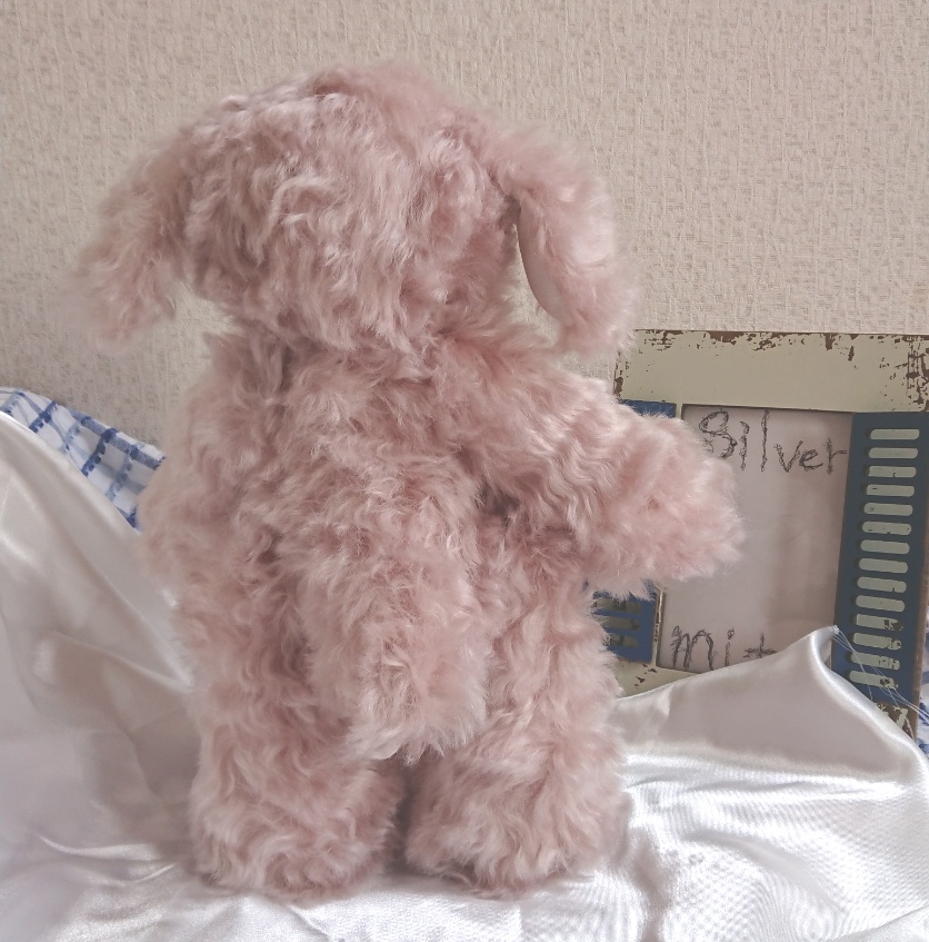 【おうちが決まりました】●Dahliaシリーズ3●ピンクモヘアの短めお耳のウサギさん【一点物】