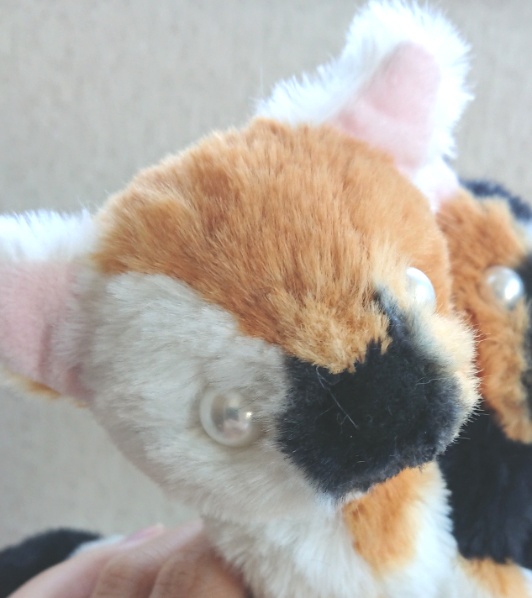 【おうちが決まりました】三毛柄ケルベロスのぬいぐるみ