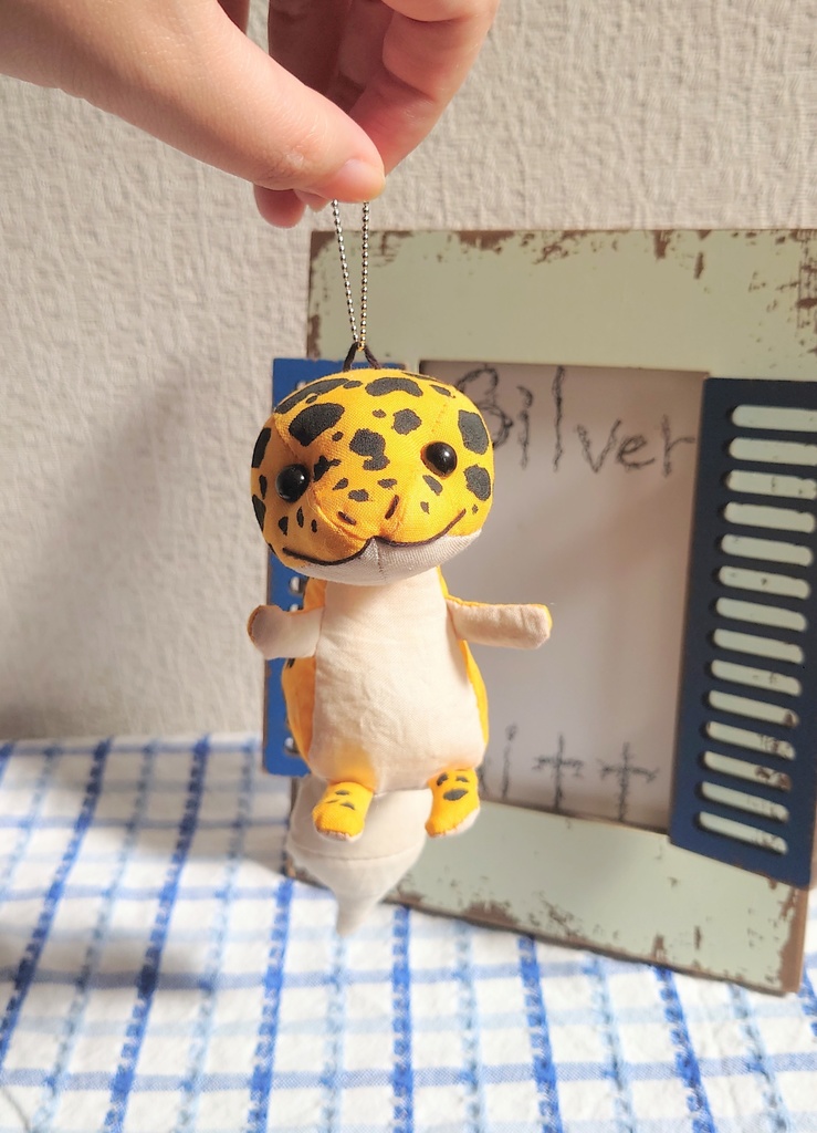 【入荷待ち】ヒョウモントカゲモドキぬいぐるみキーホルダー(黒目ハイイエロー)