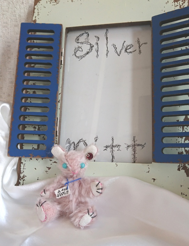 【おうちが決まりました】●Dahliaシリーズ4●ちびちゅあテディラビット