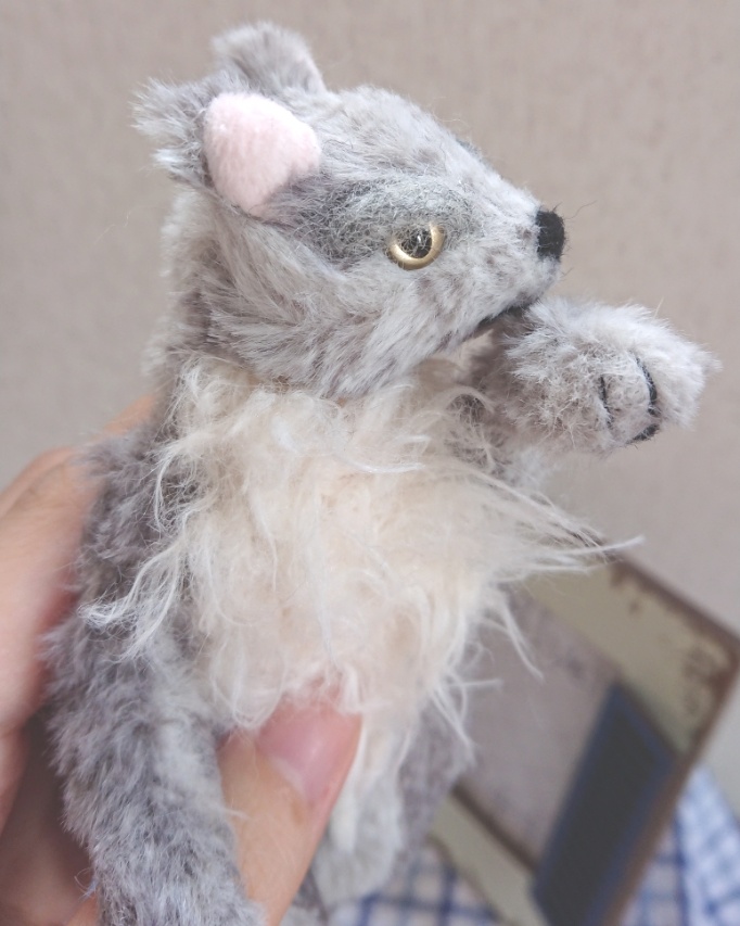 【おうちが決まりました】●どるぐるみシリーズ1●クールな狼さん