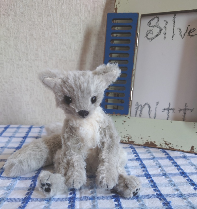 【おうちが決まりました】●どるぐるみシリーズ4●2本尻尾のわんわん【1点物】