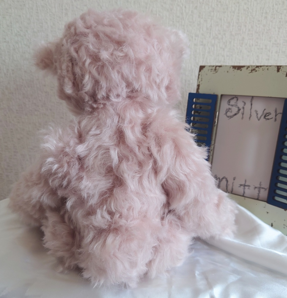 ●Dahliaシリーズ5●ピンクモヘアのテディベアっぽいお顔のクマさん【一点物】