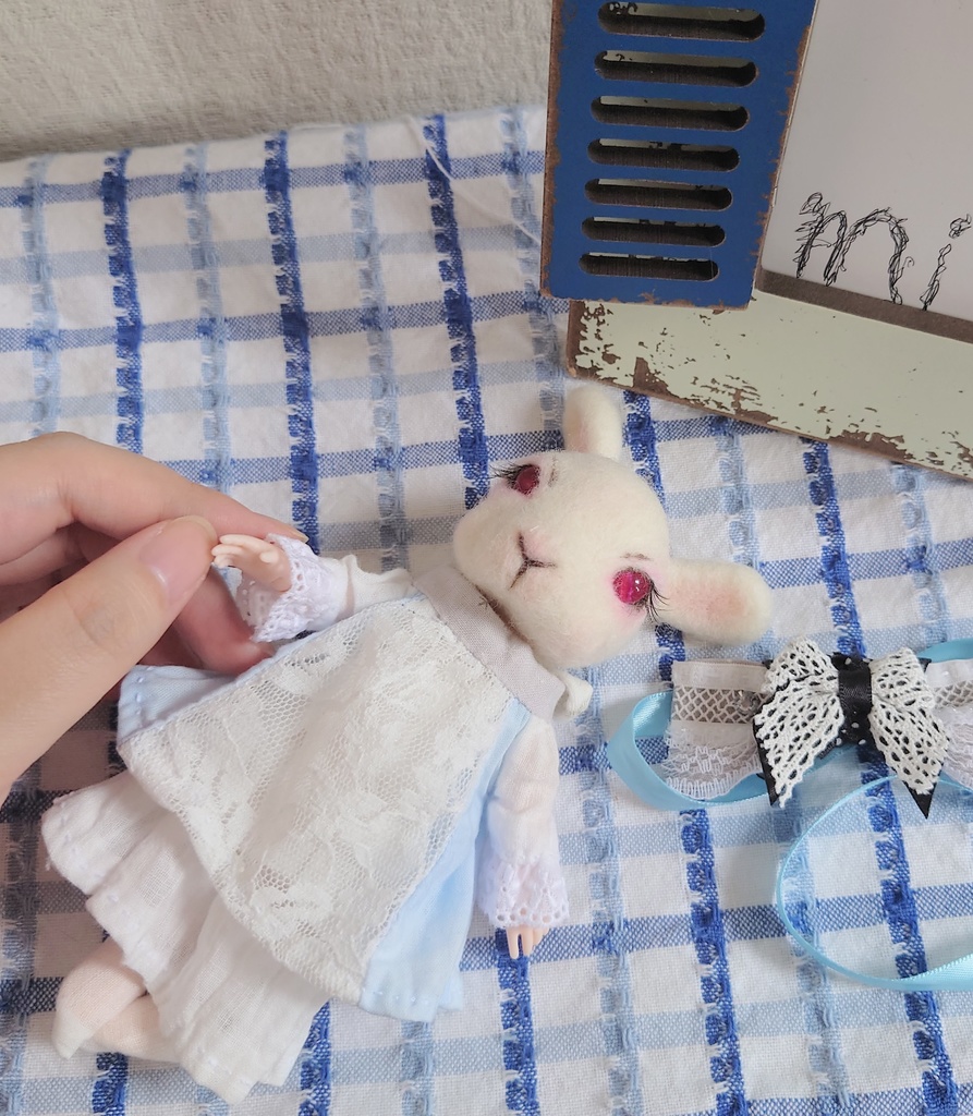 【おうちが決まりました】一点物のうさぎ頭のドール