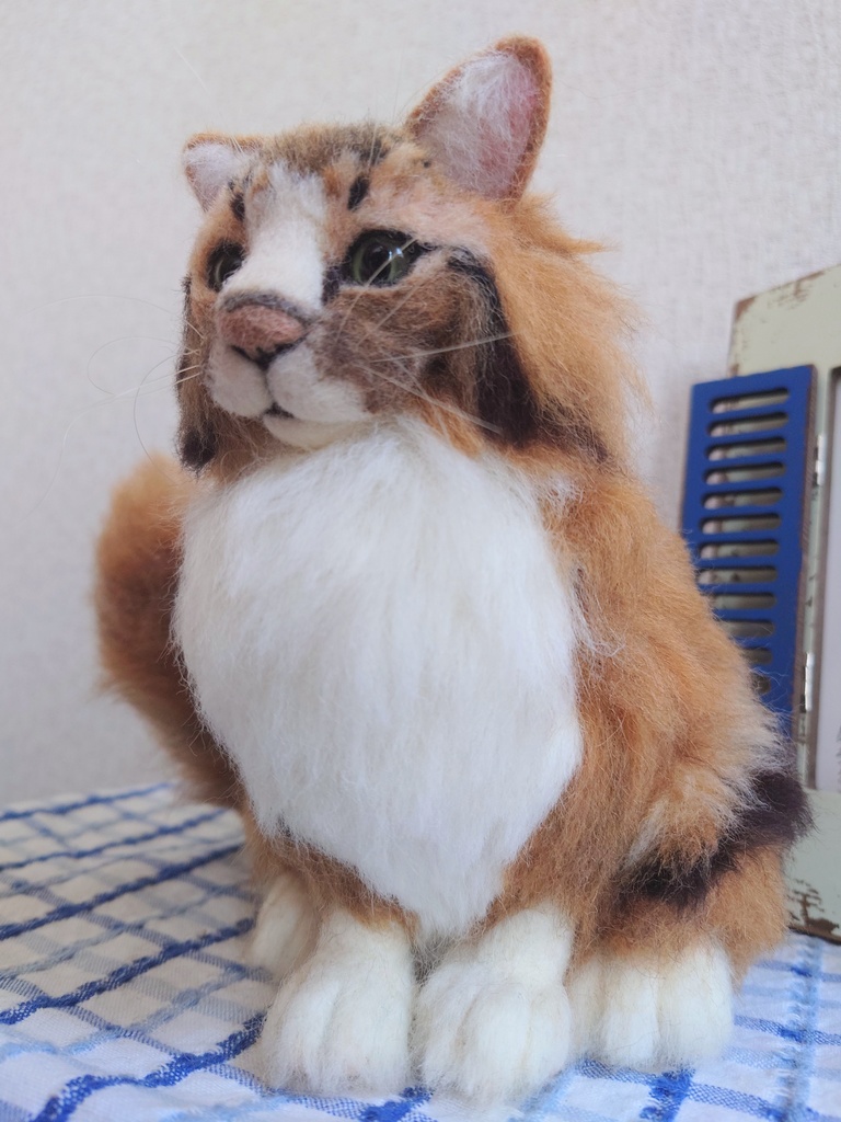 【おうちが決まりました】一点物の羊毛フェルト猫さん
