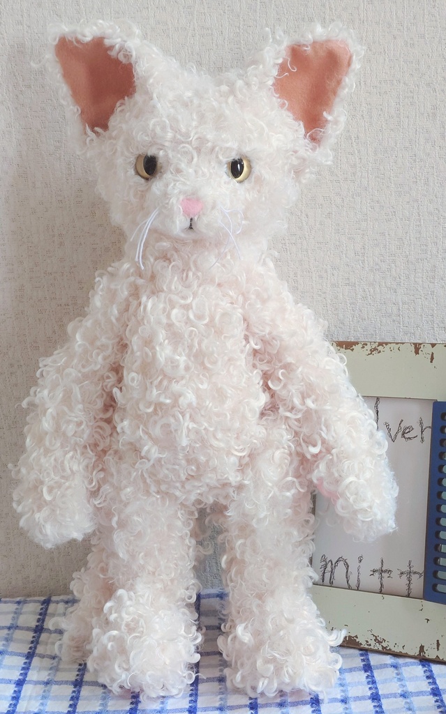 【一点物】デボンレックスのぬいぐるみ