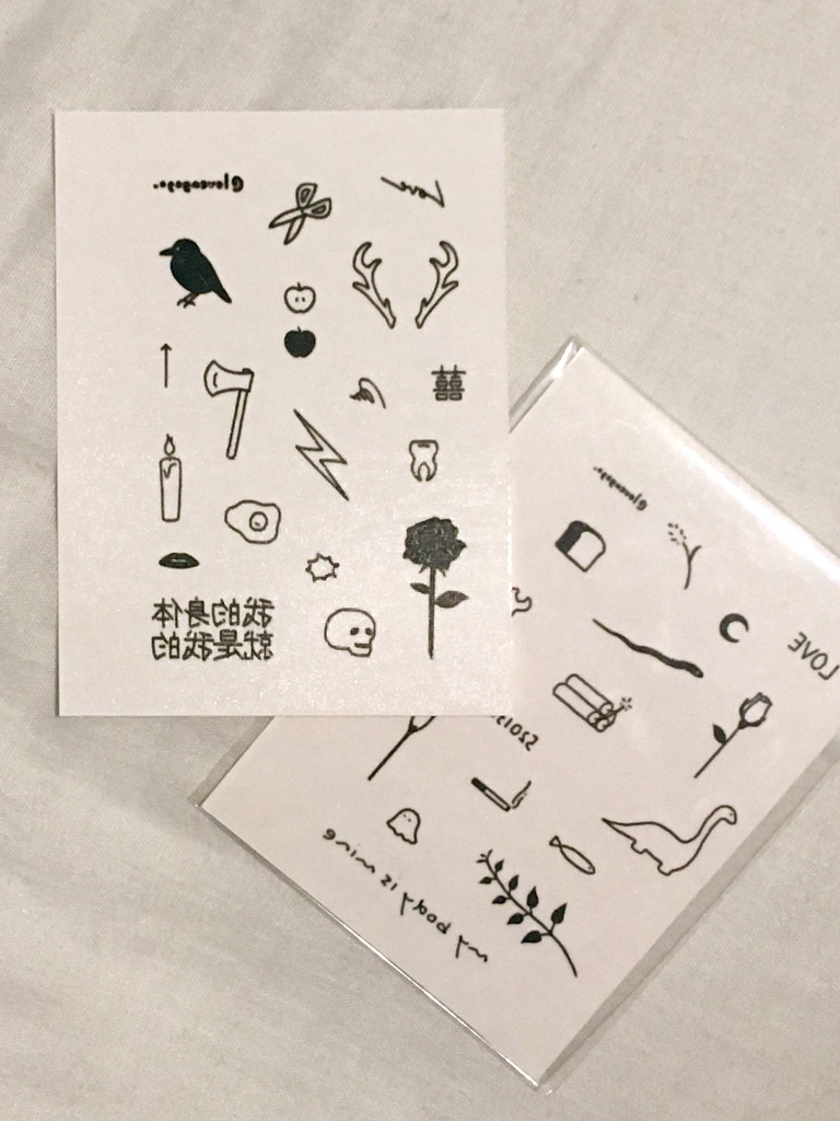 とても小さいタトゥーシール 02