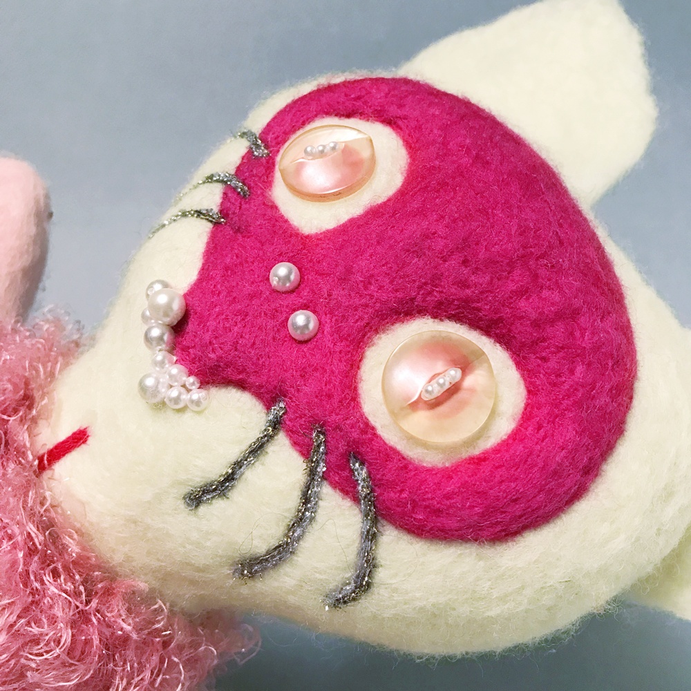 白猫チュチュのパペット