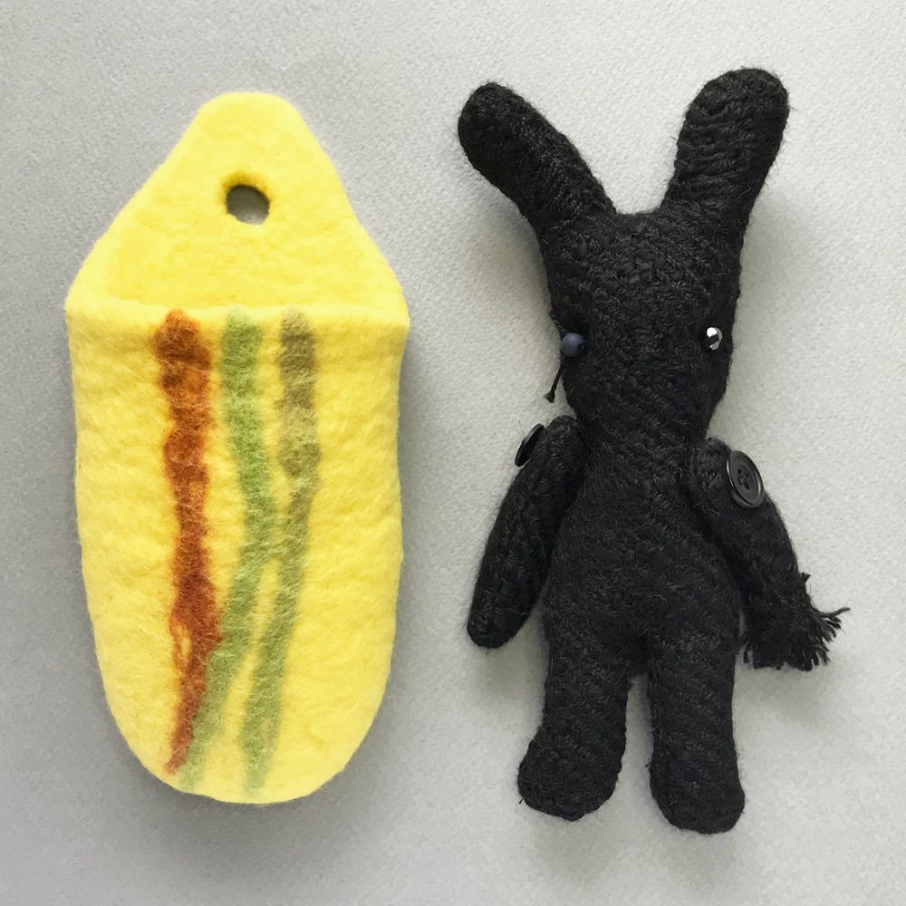 てるてるウサギの影<月色の寝袋>