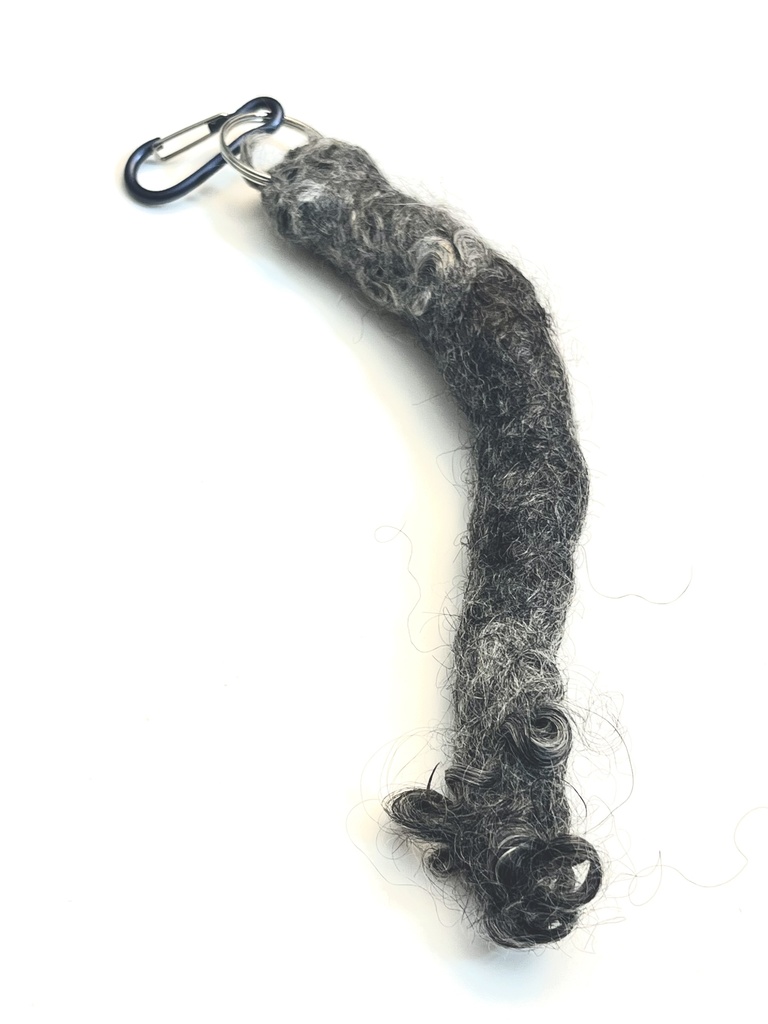 猫のしっぽストラップ(くりくりA)