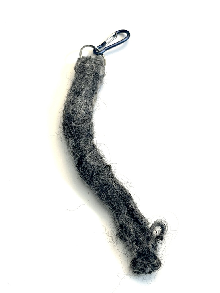 猫のしっぽストラップ(くりくりA)