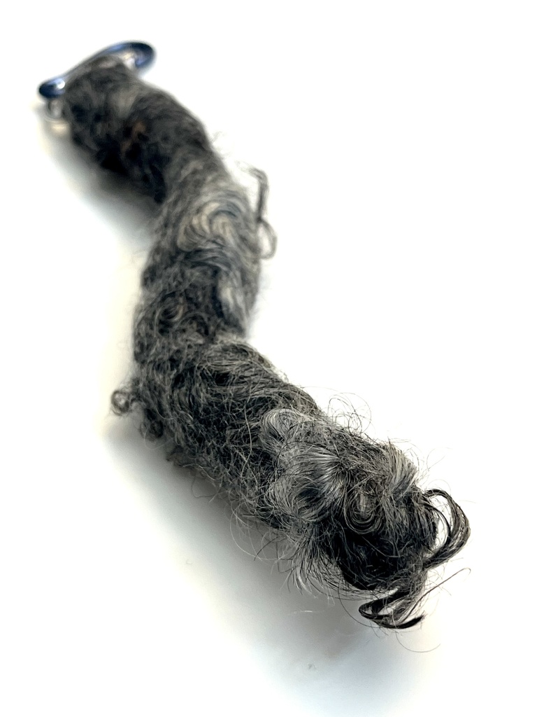 猫のしっぽストラップ(くりくりB)