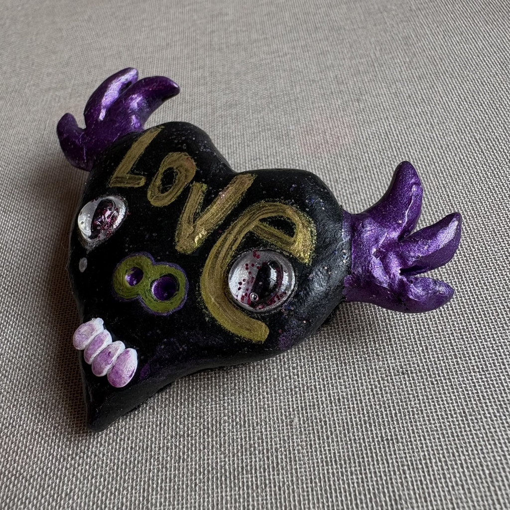 『ケッキョクLOVEやん』シリーズ 飛ぶハート•パープルのはね