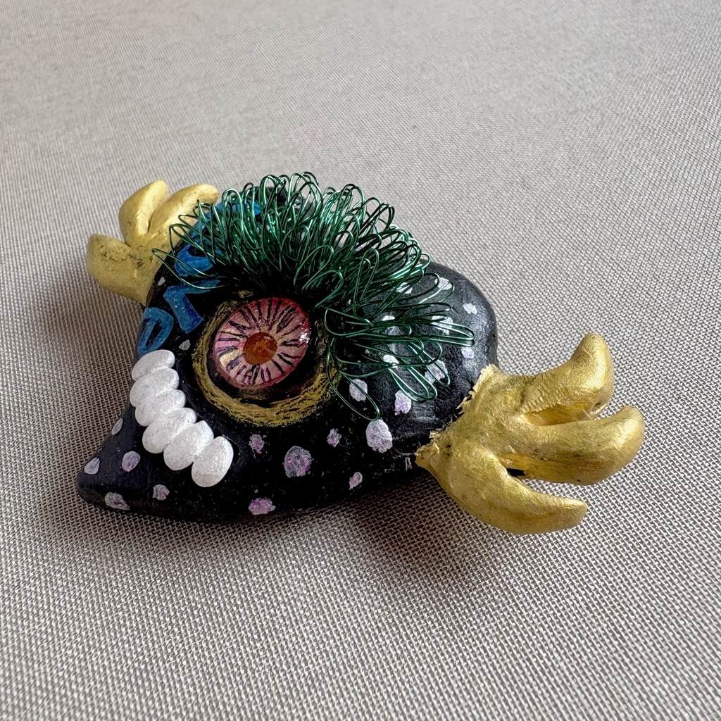 『ケッキョクLOVEやん』シリーズ 飛ぶハート•ミドリマツゲ