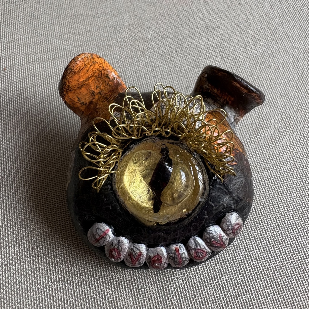 『ケッキョクLOVEやん』シリーズ   ヒトツメミケ