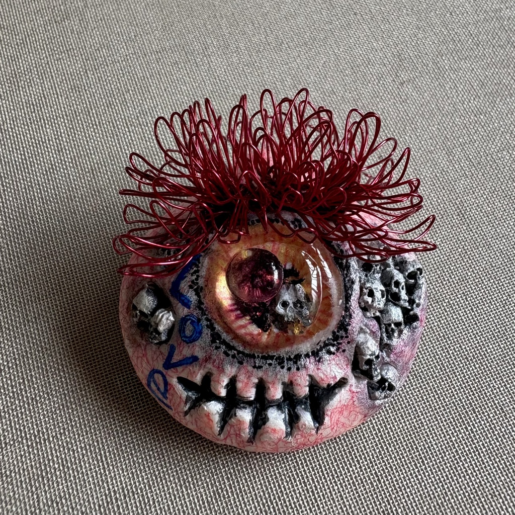 『ケッキョクLOVEやん』シリーズ   ヒトツメ•ガイコツ