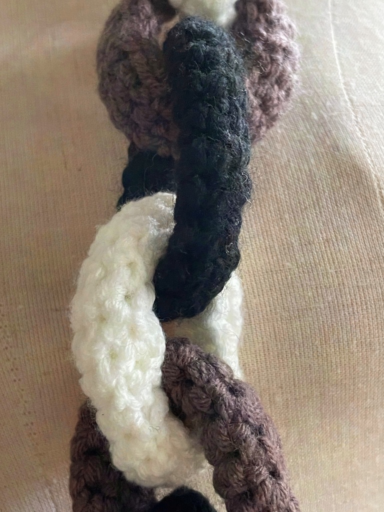 雑伊イメージニットストラップ