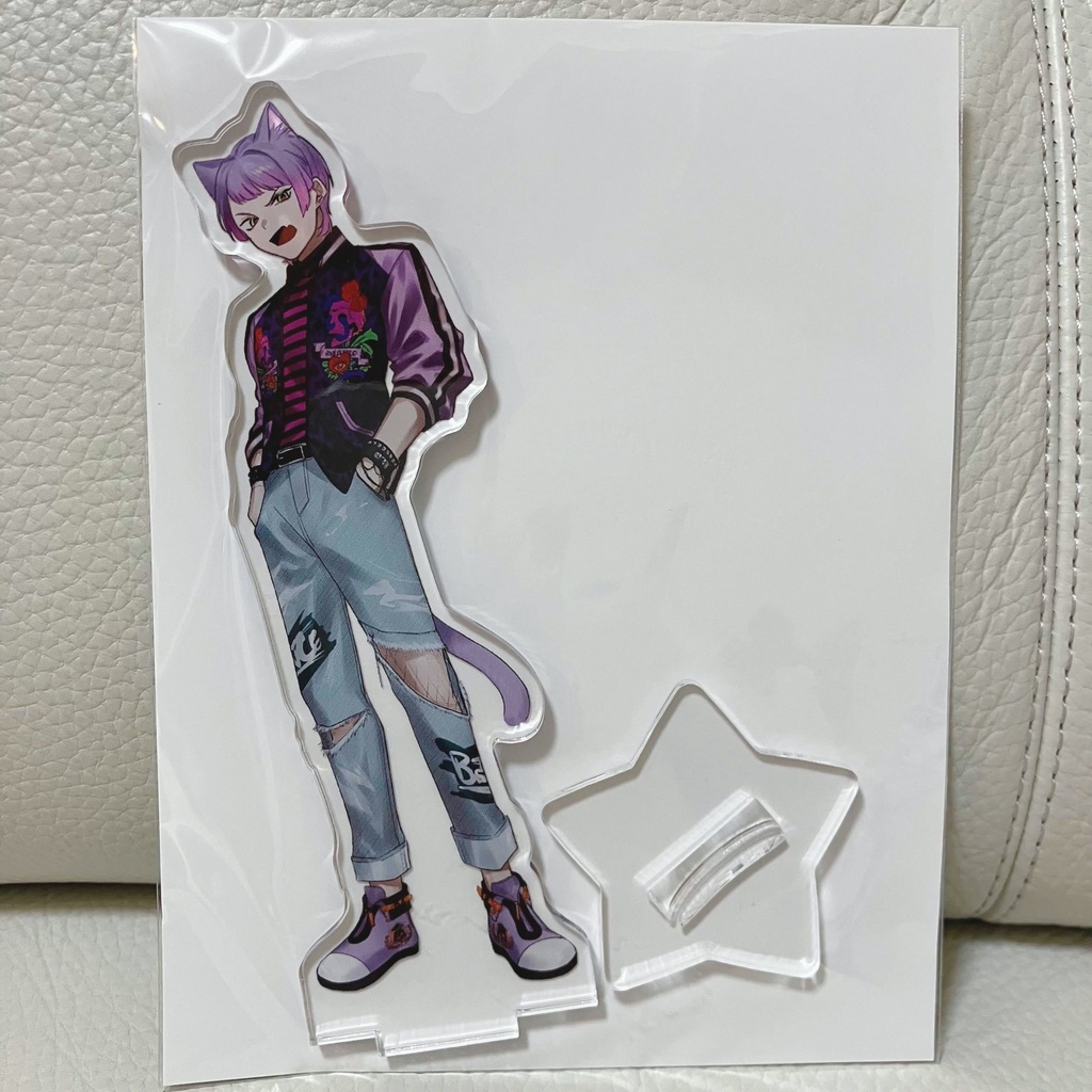 Nyaporia等身アクスタ