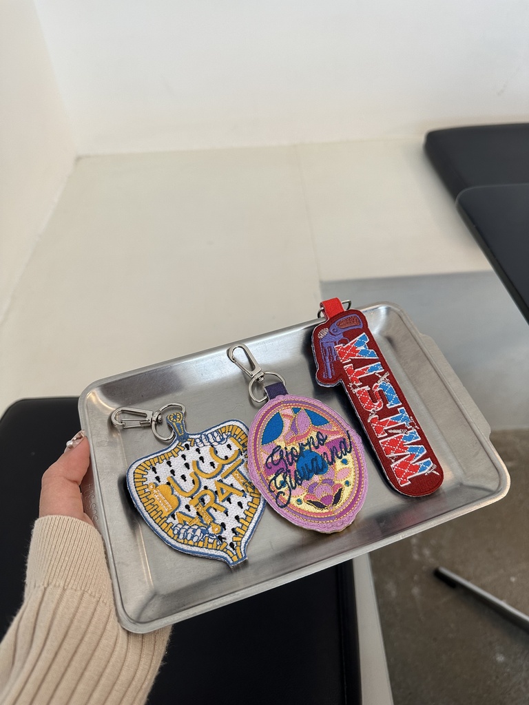 【非公式】ジョジョの奇妙な冒険 五部 刺繍ワッペンキーホルダー