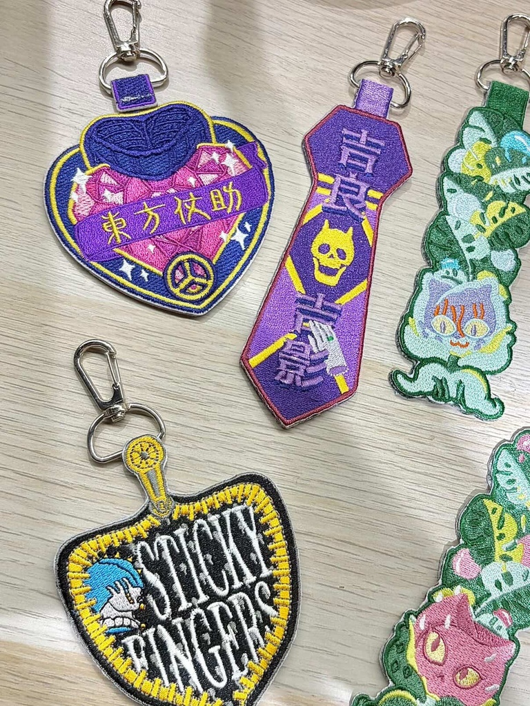 【非公式】ジョジョの奇妙な冒険 四部 刺繍ワッペンキーホルダー