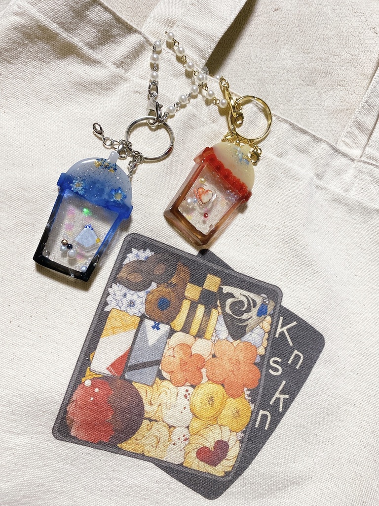 監査官シャカシャカバッグチャーム