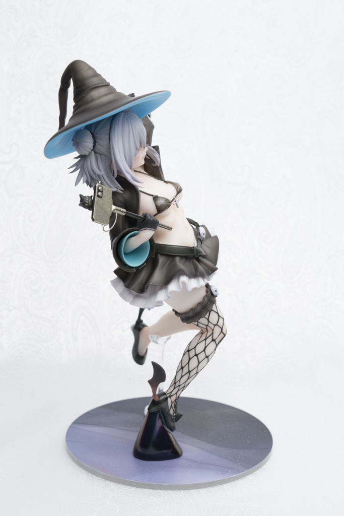 アズールレーン ヤーデ イイコのときめきマジックver 未塗装ガレージキット