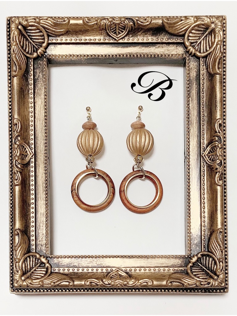 ツイステッドワンダーランド サバナクローイメージピアス3種