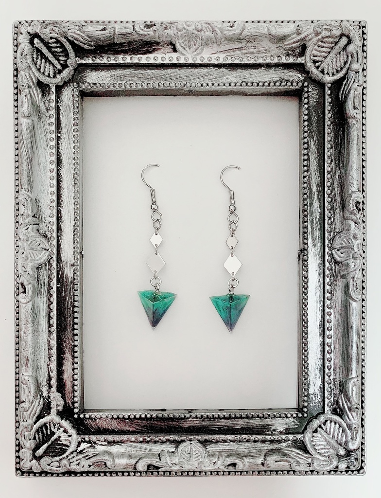 ツイステッドワンダーランド リーチ兄弟イメージピアス