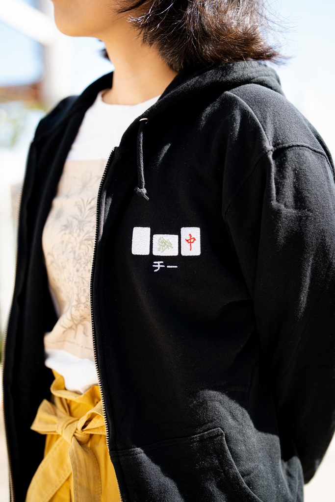 チー　刺繍フルジップパーカ（BK・受注生産/納期14日前後）