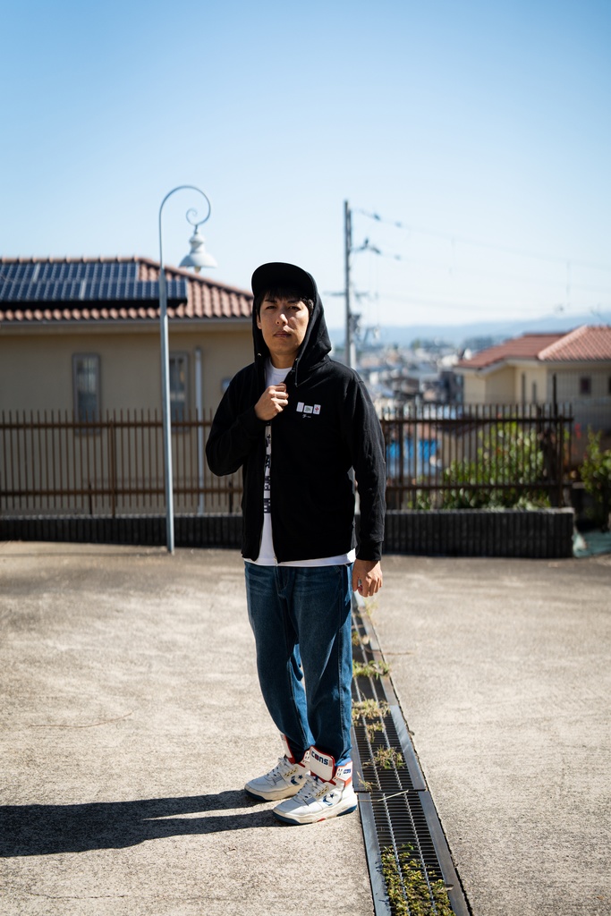 チー 刺繍フルジップパーカ(BK・受注生産/納期14日前後)