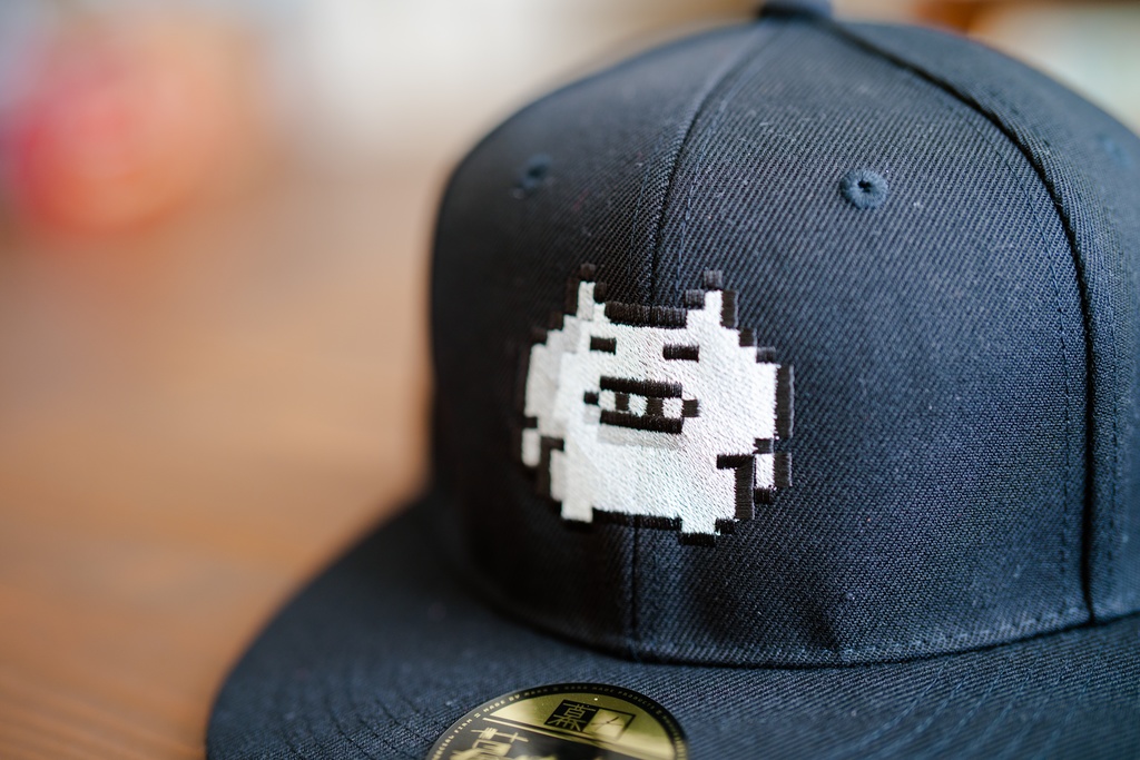 【即納!アウトレット¥1500OFF】8bit/マーク スナップバック刺繍キャップ(BK)