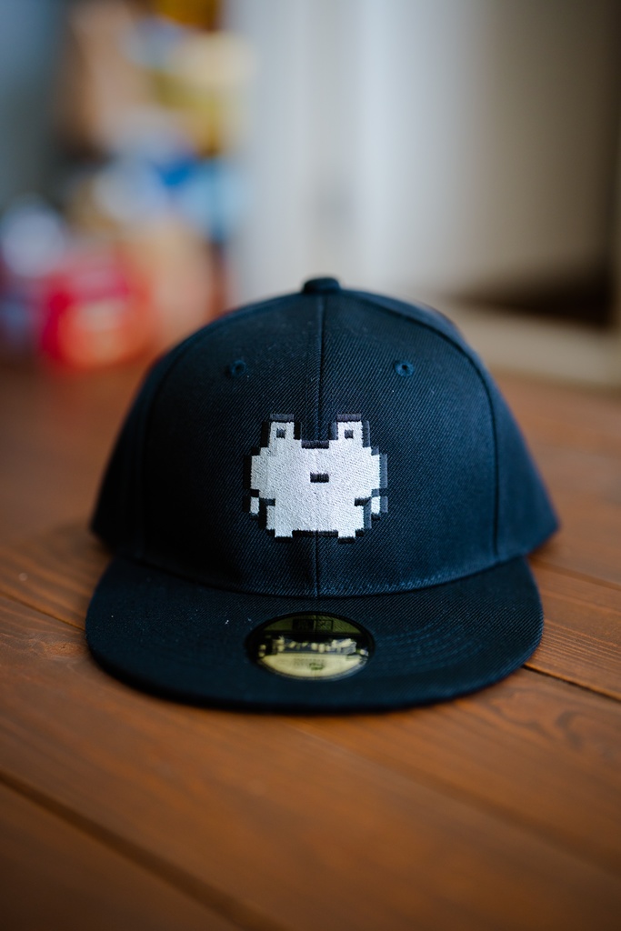 8bit/ケロ江 スナップバック刺繍キャップ(BK・受注生産/納期7-10日)