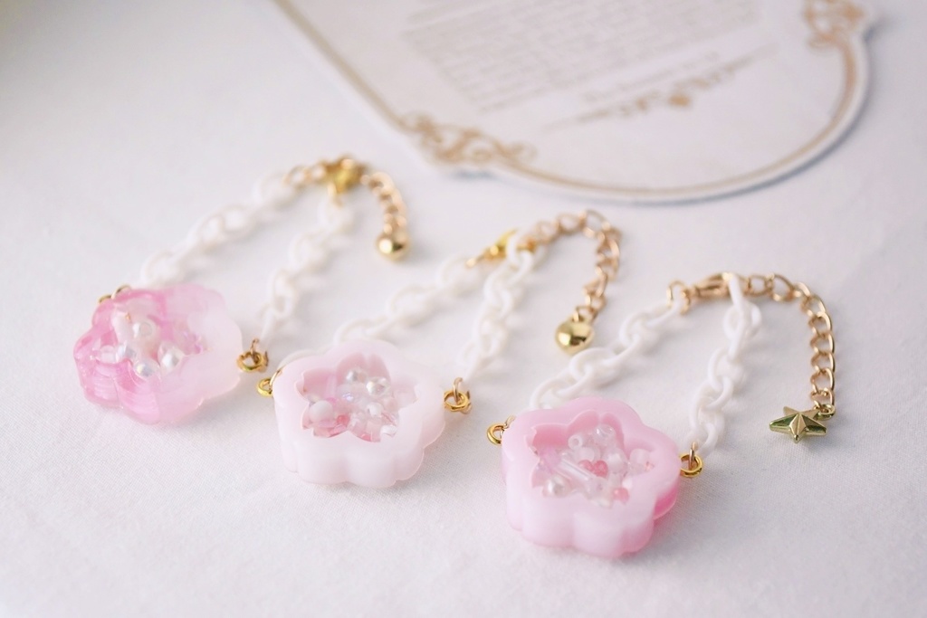 桜の春色シャカシャカポシェット🌸