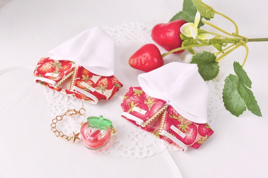 いちごのパーカージャケット//ポシェット🍓