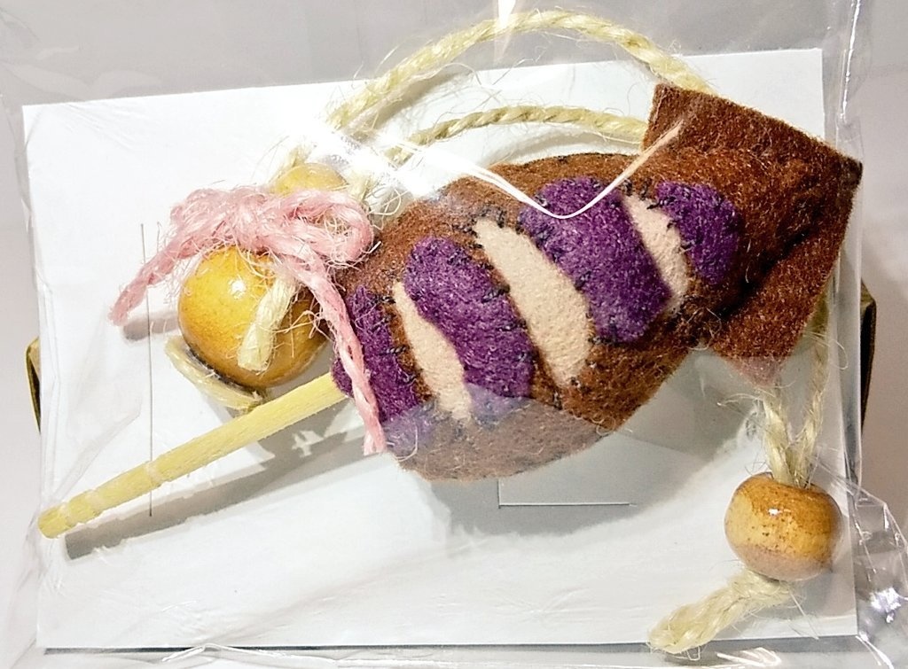 セリアドール、ぬい用 焼きイカのパッチン留め&ななめ掛け瓢箪酒 