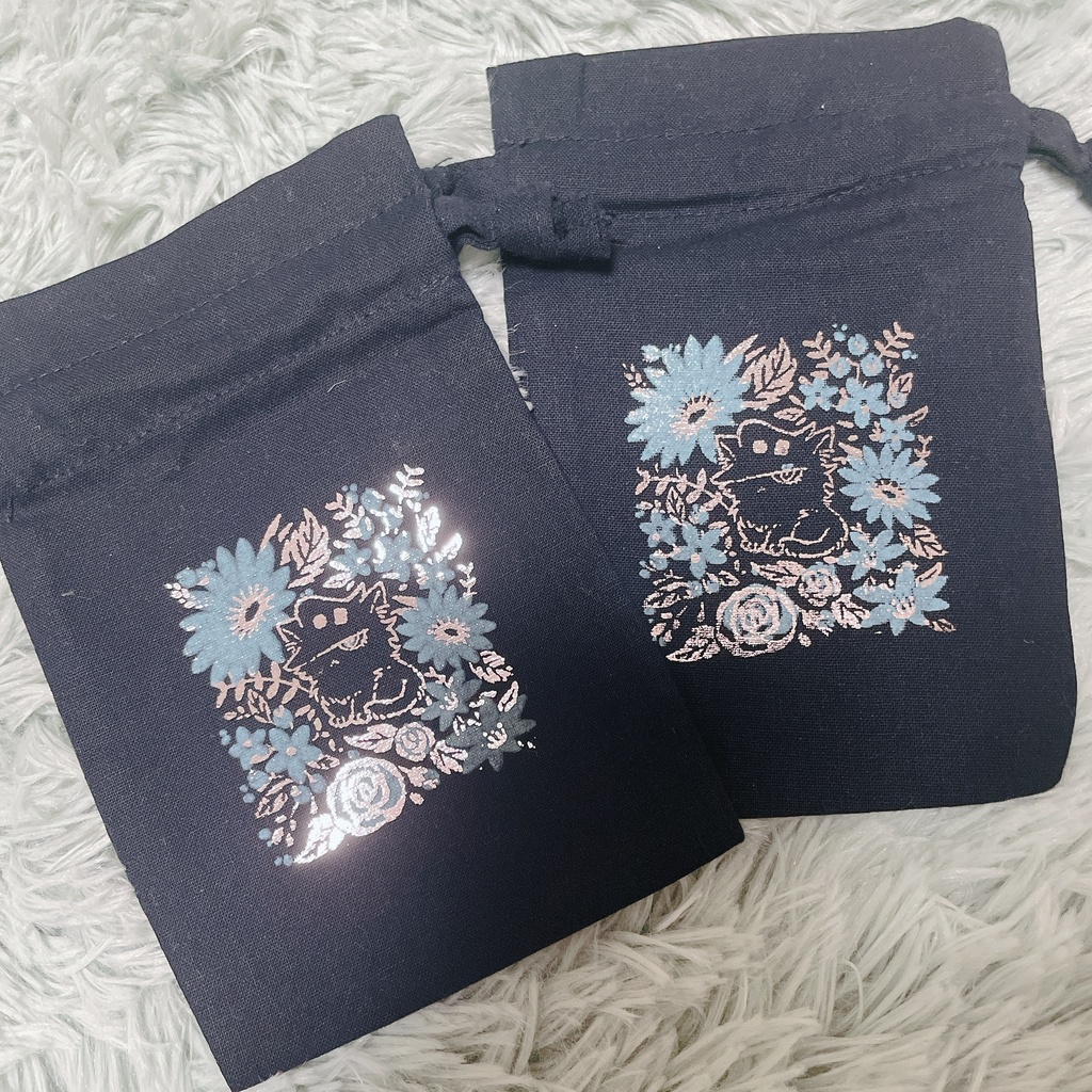 3たろ黒猫箔押しコットンフリル巾着(ネイビー)