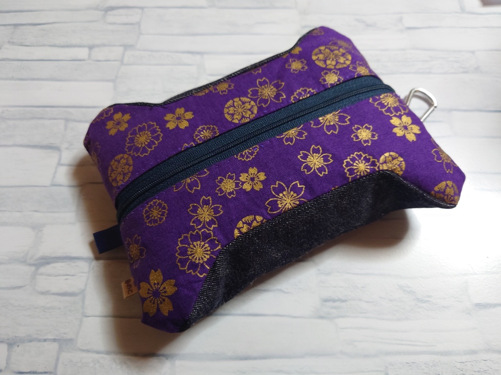 送込*B-18】2体一緒にお出かけポーチ