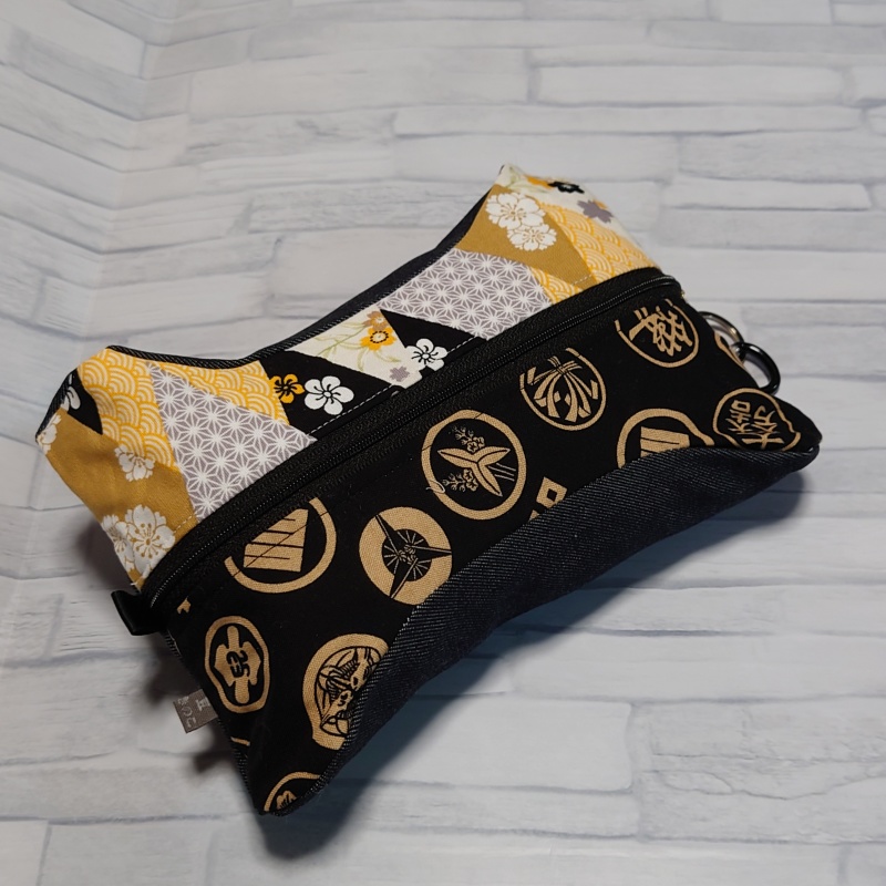 送込*A-38】２体一緒にお出かけポーチ