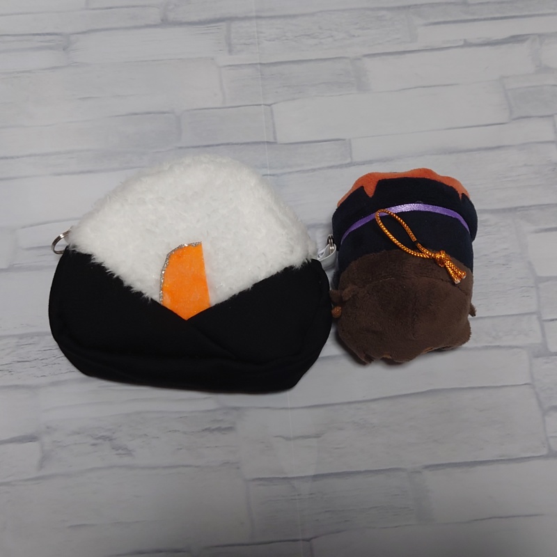 送込*F-04】ちょっと大きめおにぎりポーチ/鮭