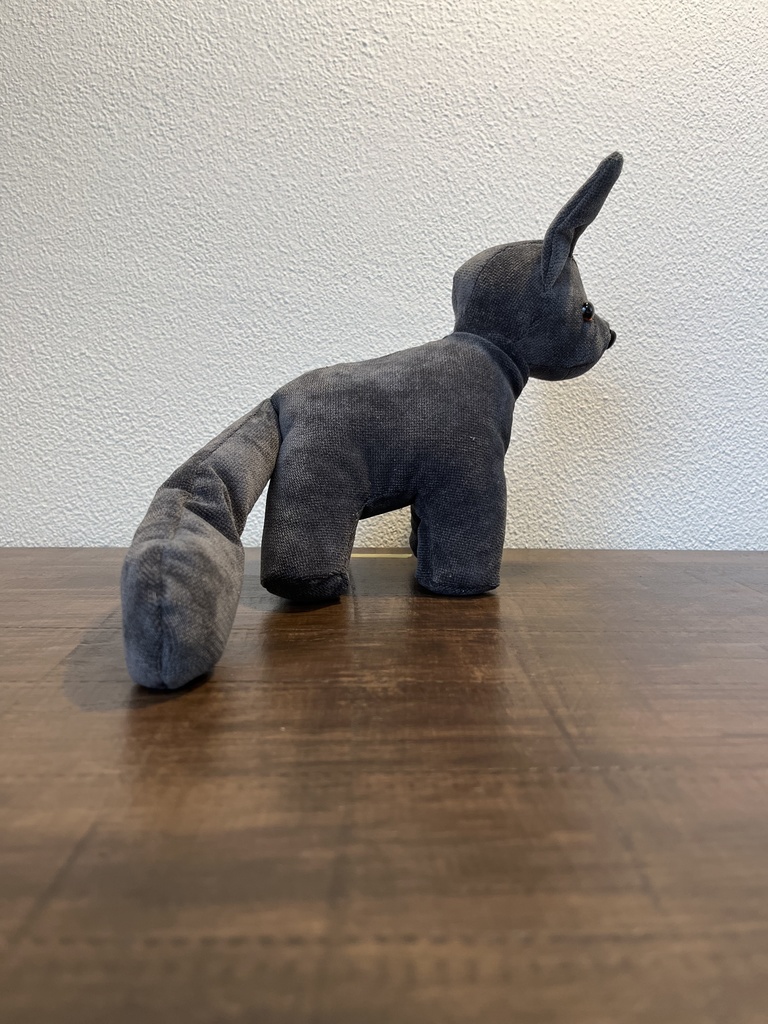 ぬいぐるみ くろねこ?