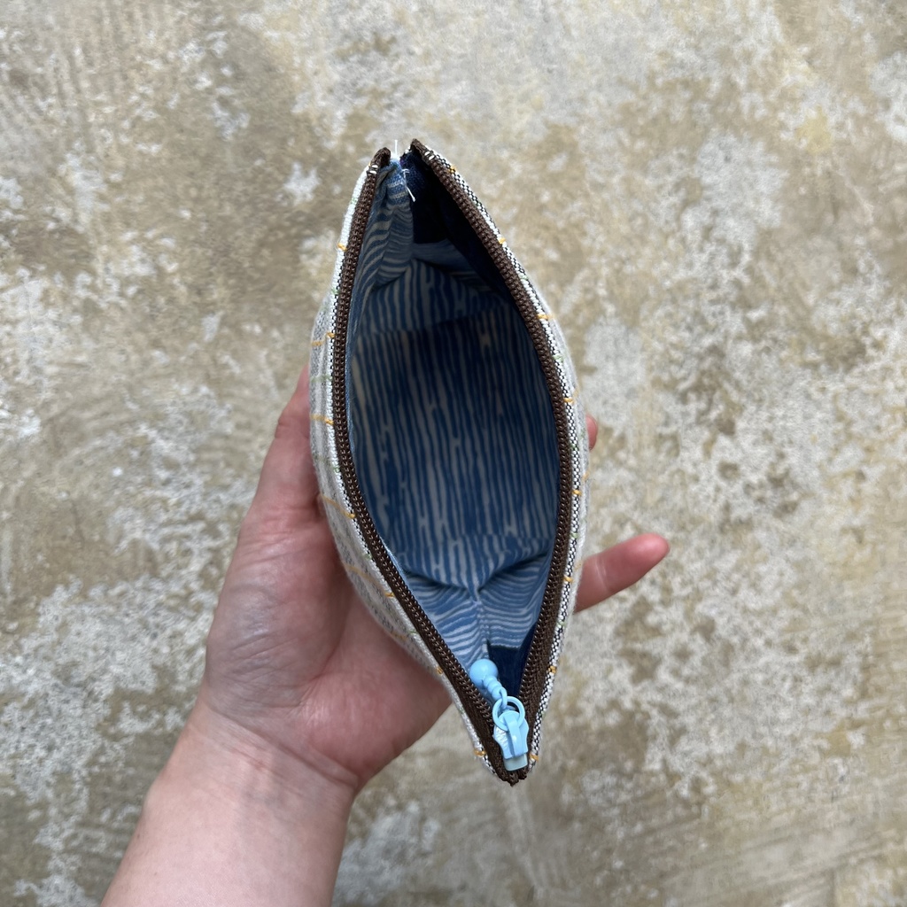 ポーチ(角に三角)①