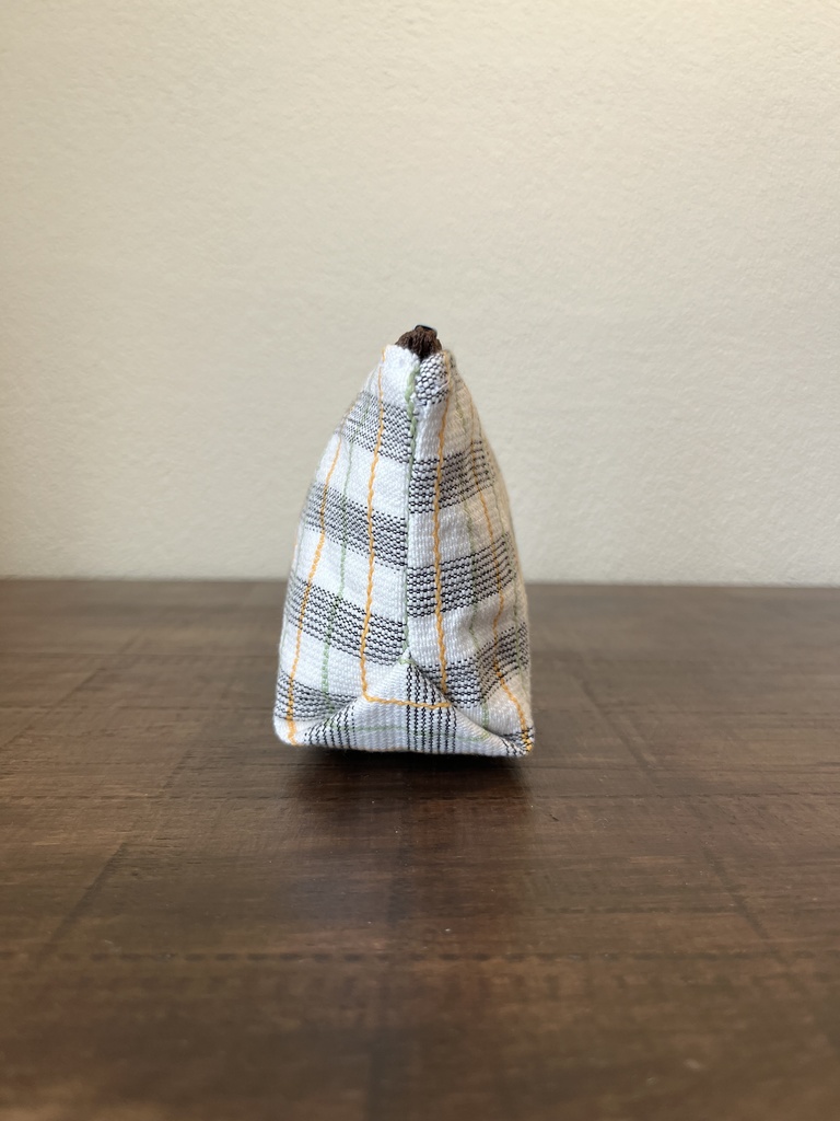 ポーチ(角に三角)①