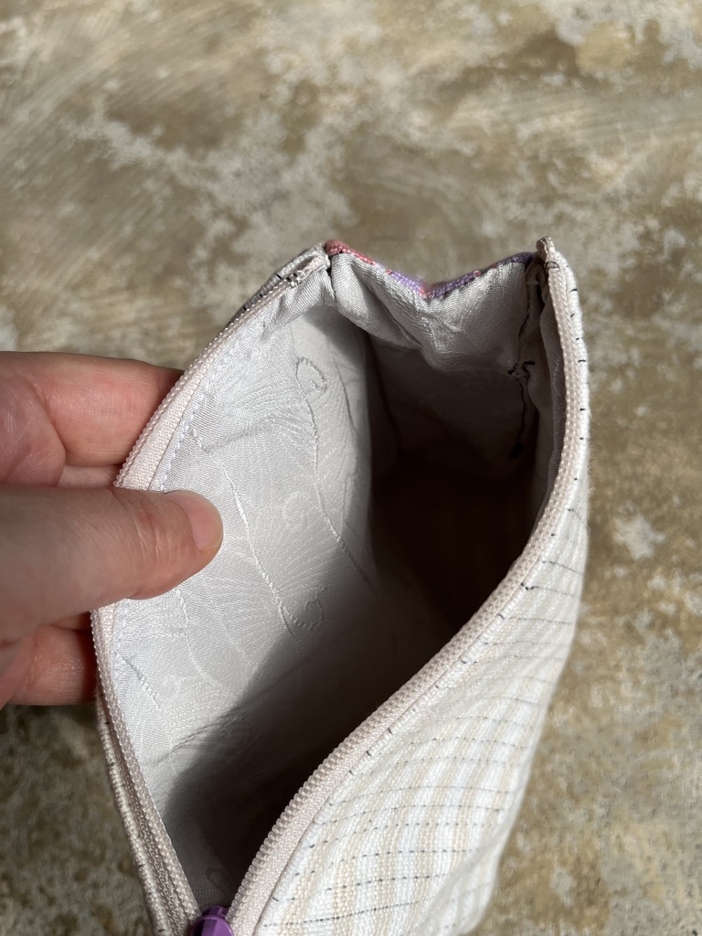 ポーチ(しろピ)①