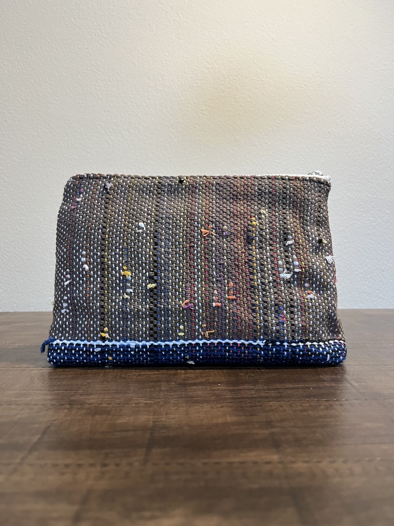 大きいポーチ①