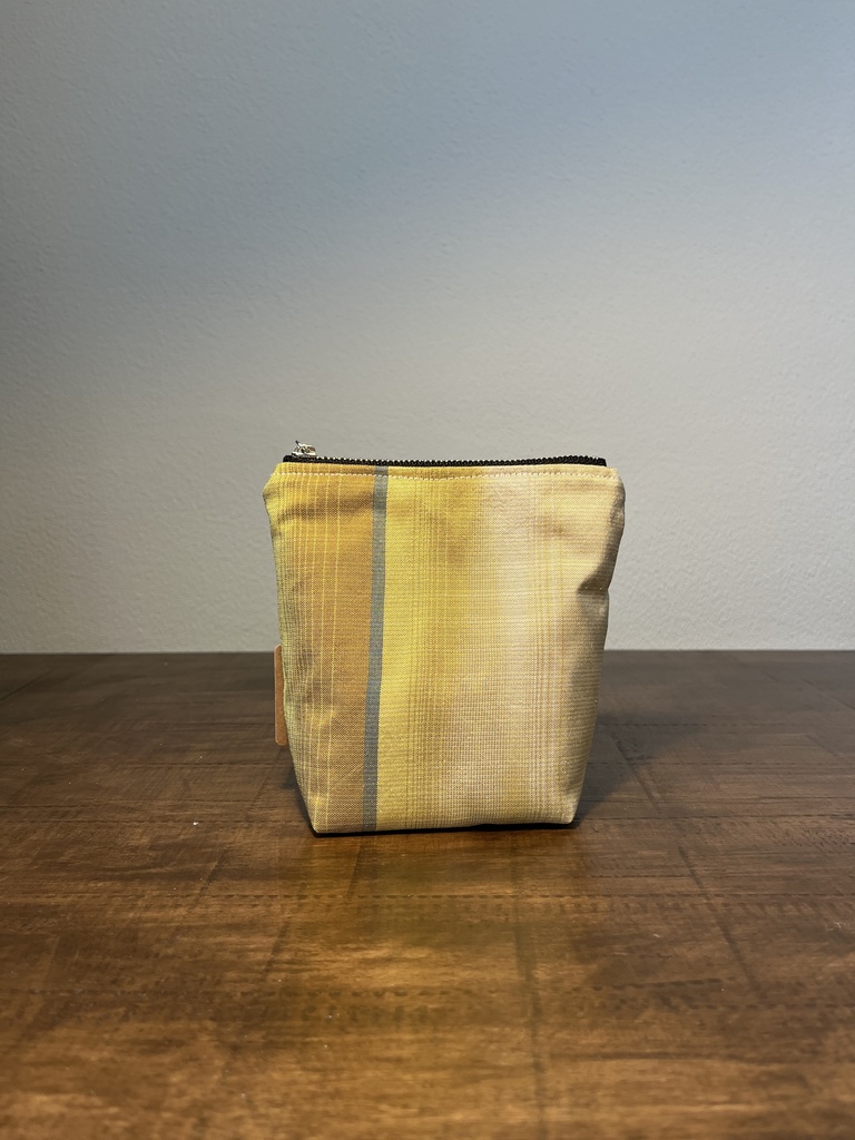 たてなが絹ポーチ