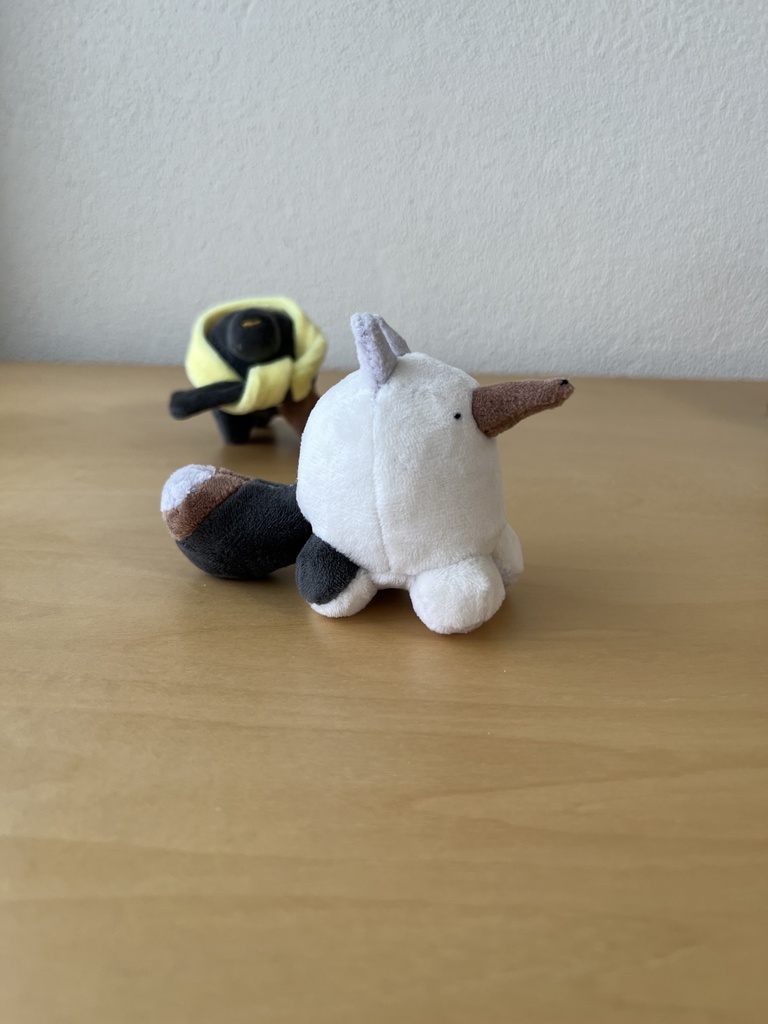 不思議な生き物 withマフラー